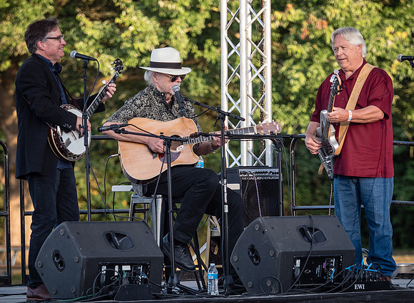 Crary, Evans and Barnick @ The Hovander Homestead Bluegrass Festival 2018-19