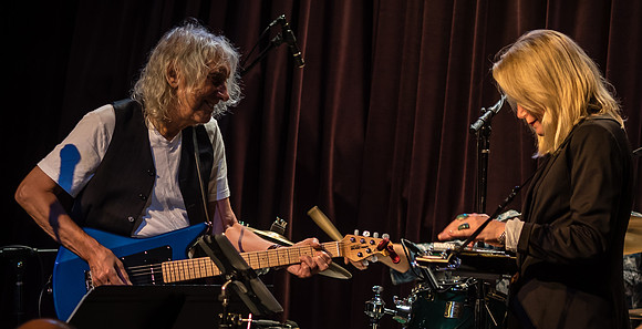 Albert Lee & Cindy Cashdollar @ Jazz Alley July 2015-15