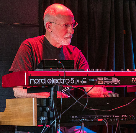 Kevin Selfe & The Tornadoes @ The Blue Diamond 5-5-19-31